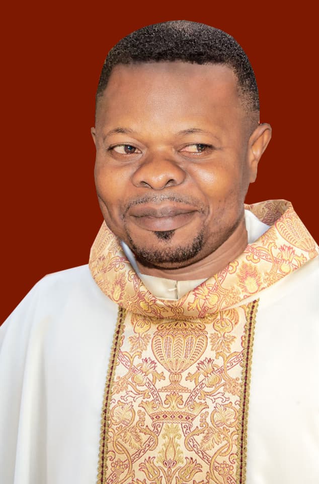 Abbé Gérard LUZAYADIO